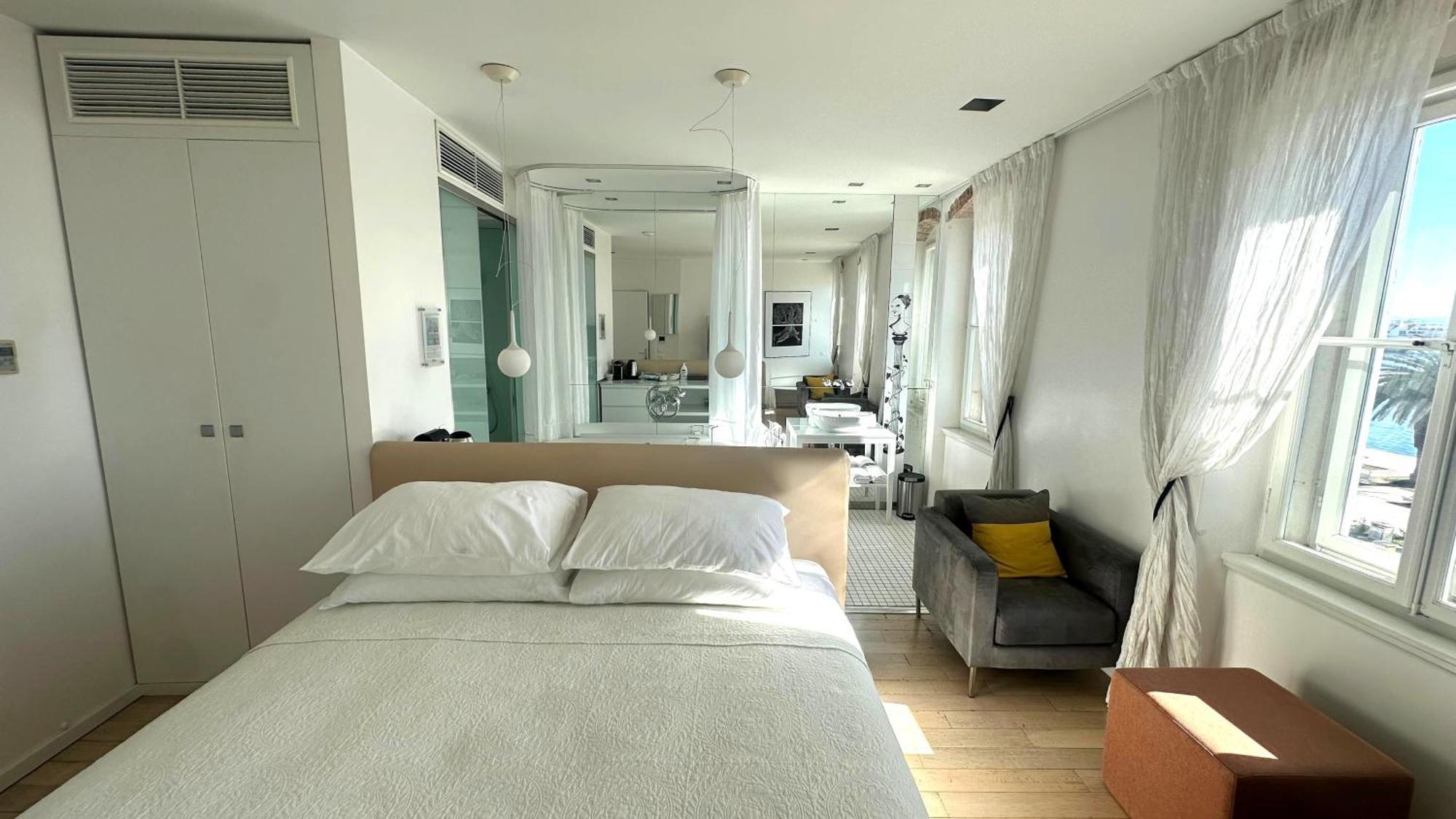 Riva Luxury Suites สปลิท ภายนอก รูปภาพ