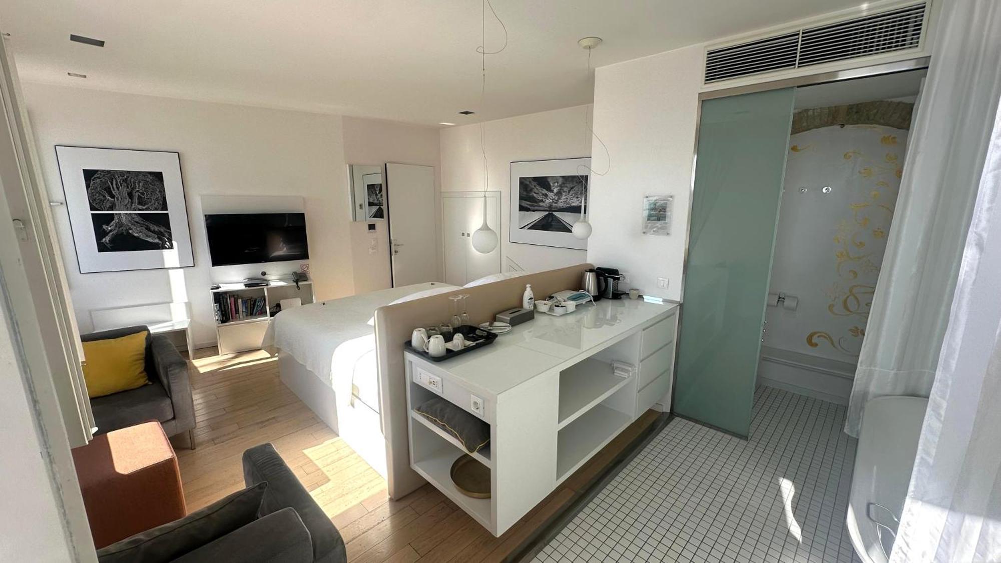 Riva Luxury Suites สปลิท ภายนอก รูปภาพ